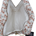 Trousse de toilette fleurie écru