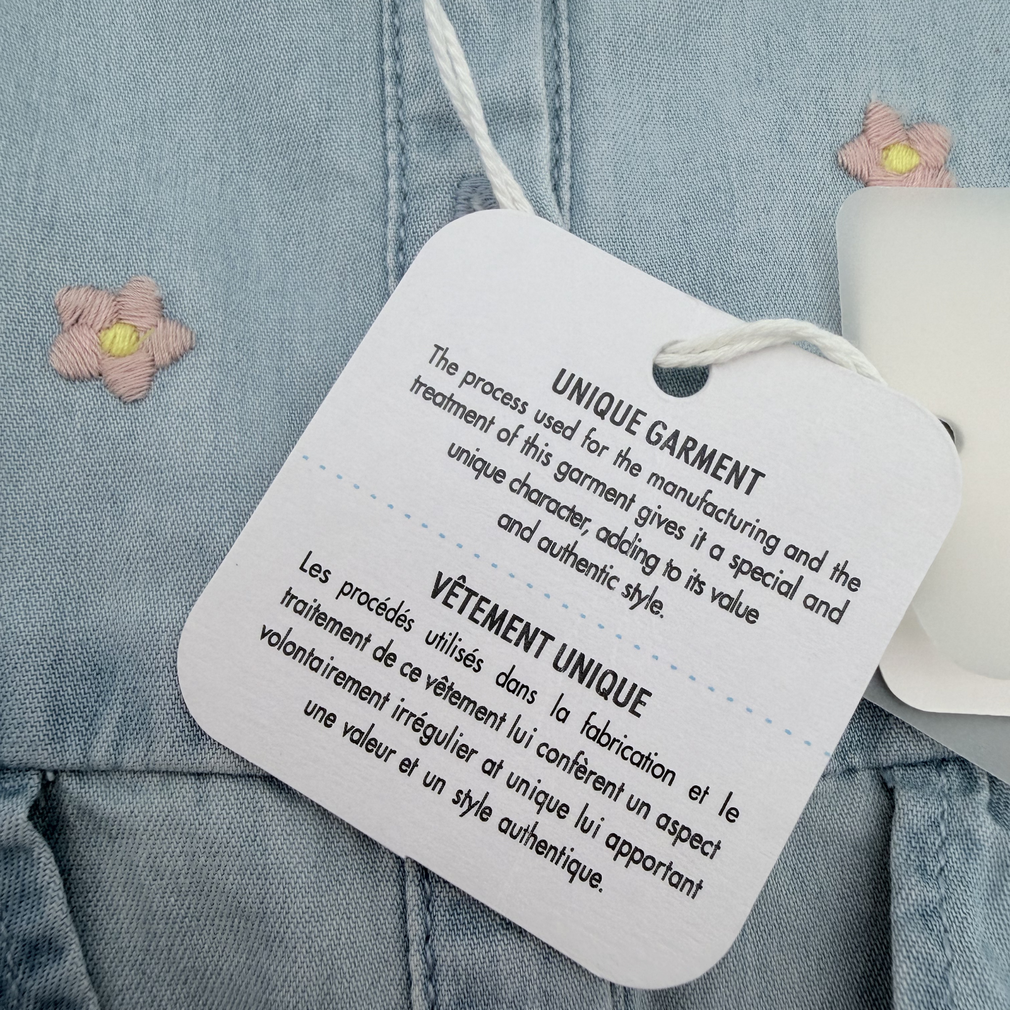 Combishort denim brodé fleurs — 9 mois
