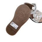 Sandales ouvertes blanches à feuilles irisées — 21