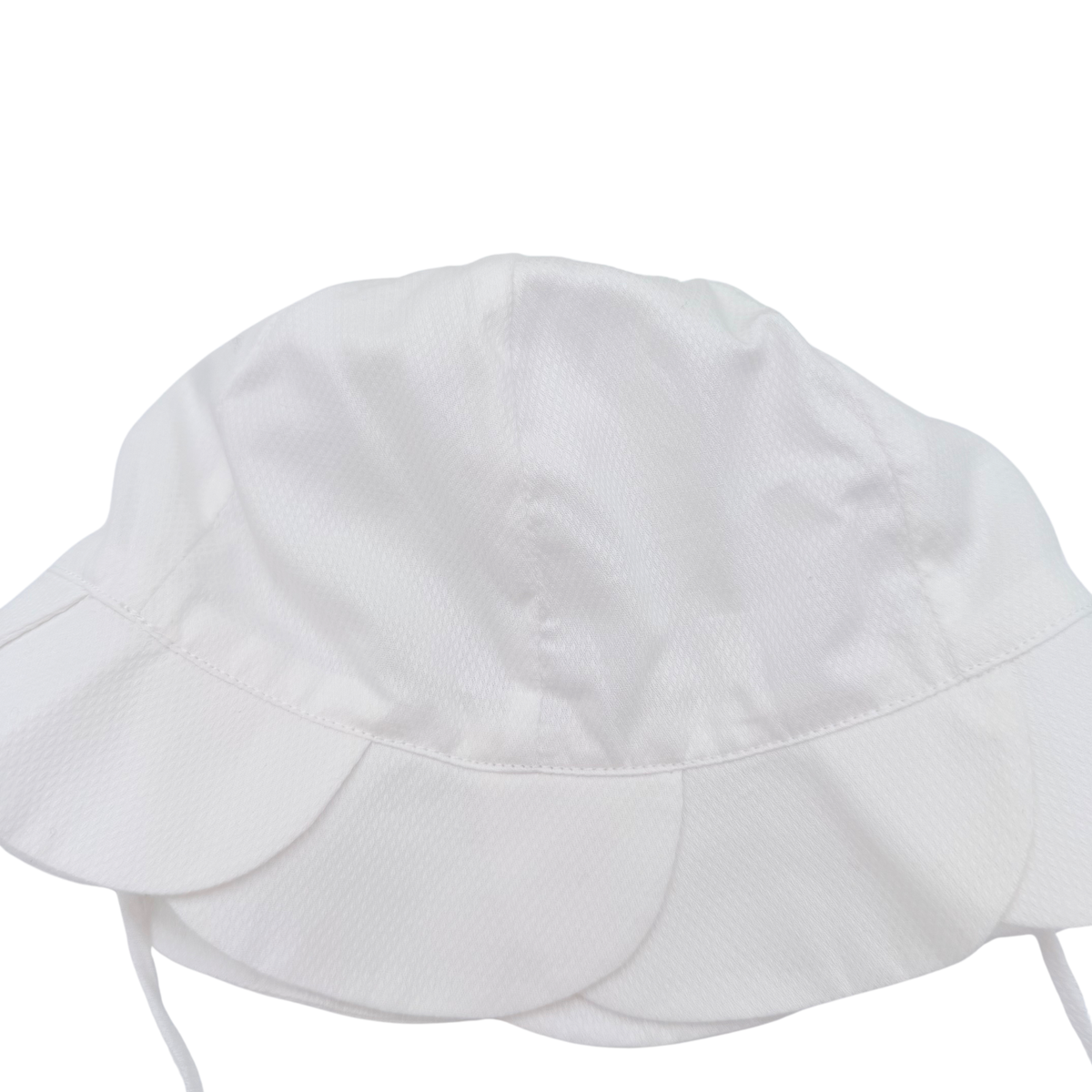 Chapeau bébé blanc à bord festonné - 12 mois