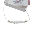 Coffret allaitement collier blanc et coquillages naturels – Taille M