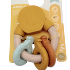 Anneau d’activités en bois avec lion