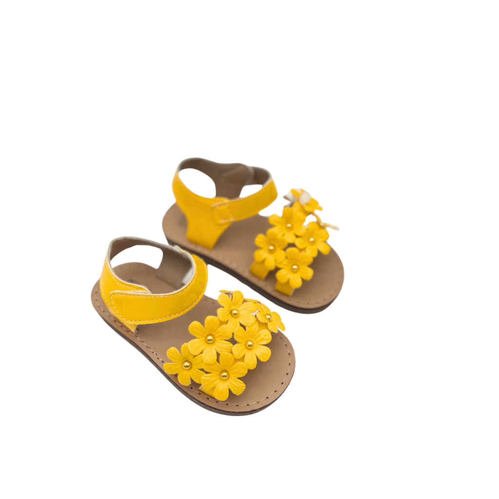 Sandales jaunes — 25