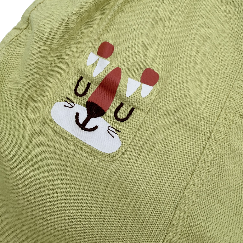 Salopette courte kaki à motifs animaux — 18 mois