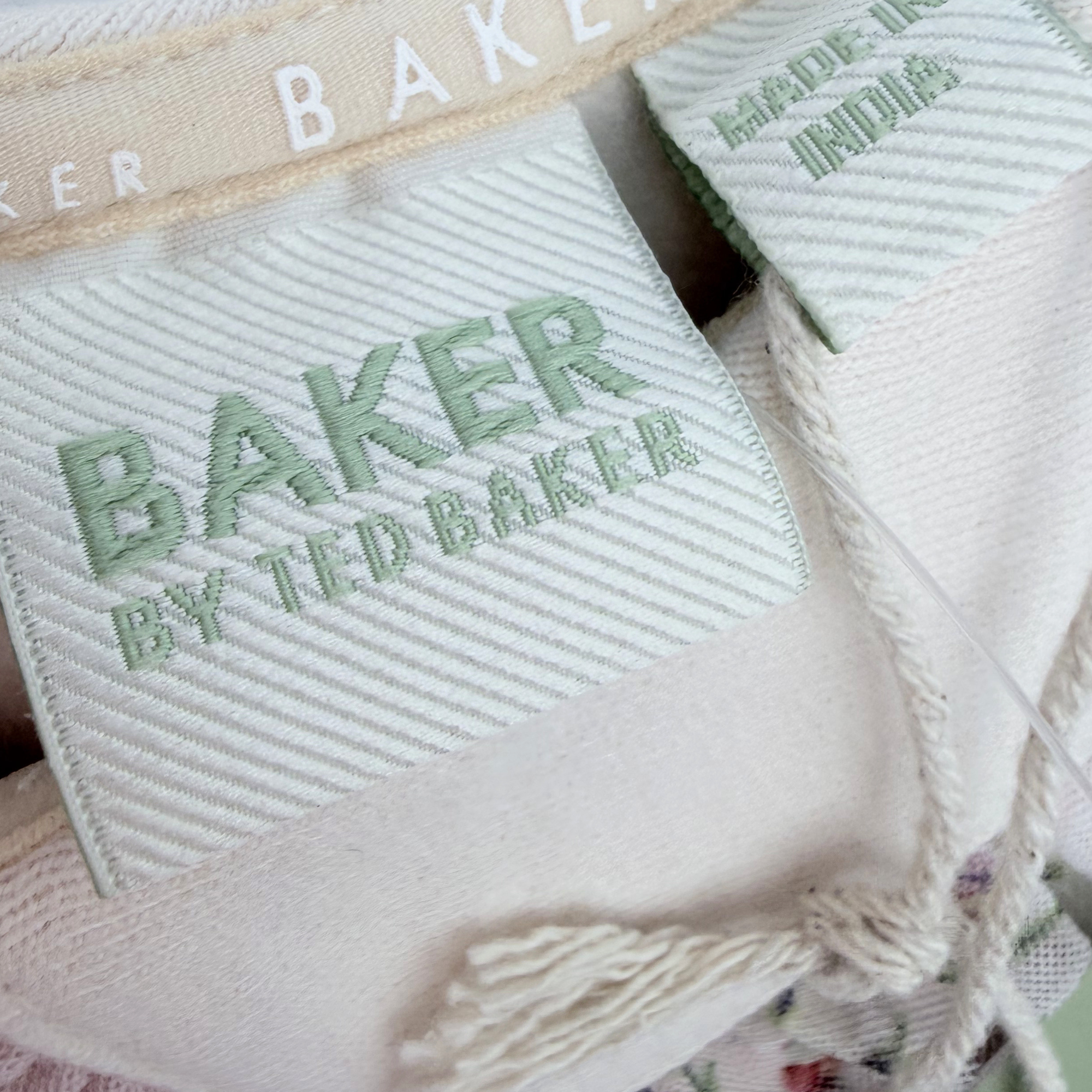Ensemble fleuri Baker by Ted Baker — 9-12 mois