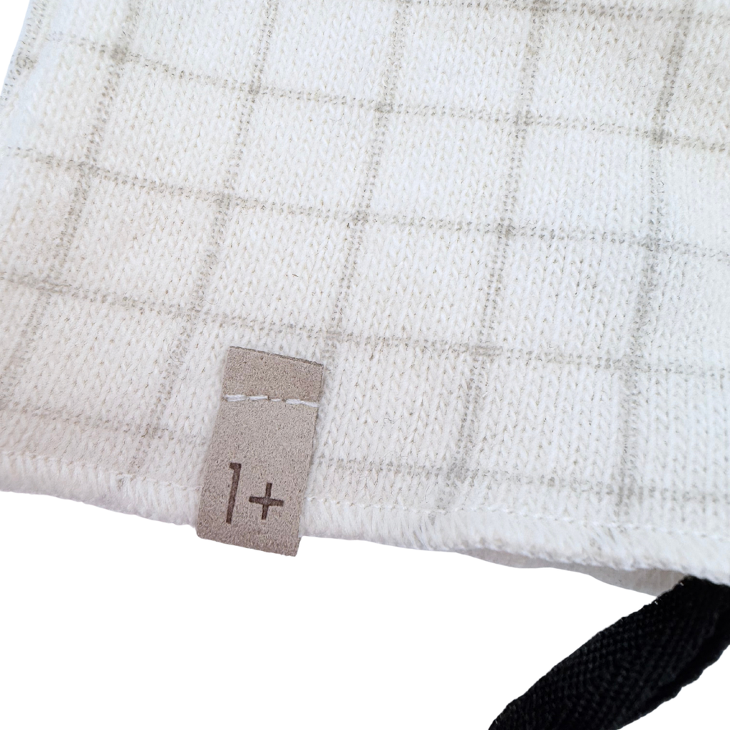Bonnet bébé écru à carreaux en maille – 0-3 mois