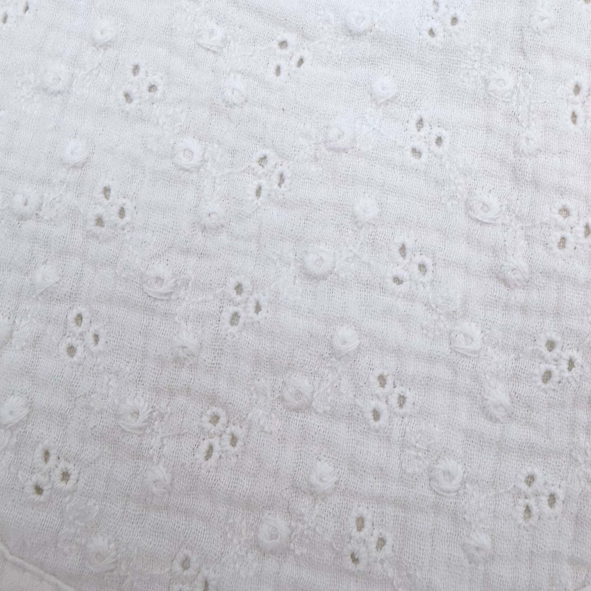 Lot de 2 bavoirs gaze de coton blancs